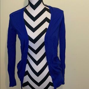 Women’s J.Crew Long Sleeve Cardigan
100% Merino Wool